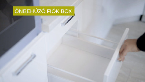 Balmaz Bútor- Hajdúböszörmény - Önbehúzó fiók box az Antónia konyhabútorban